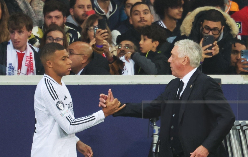Ancelotti: 'Thời gian của Mbappe đã hết' 572861