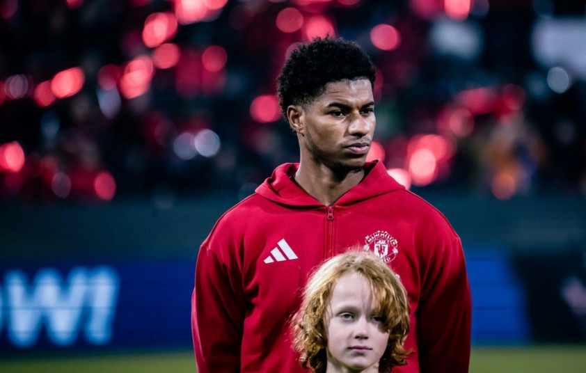 Chuyển nhượng MU 24/12: Xác định 'siêu tiền đạo' thay thế Rashford 573645