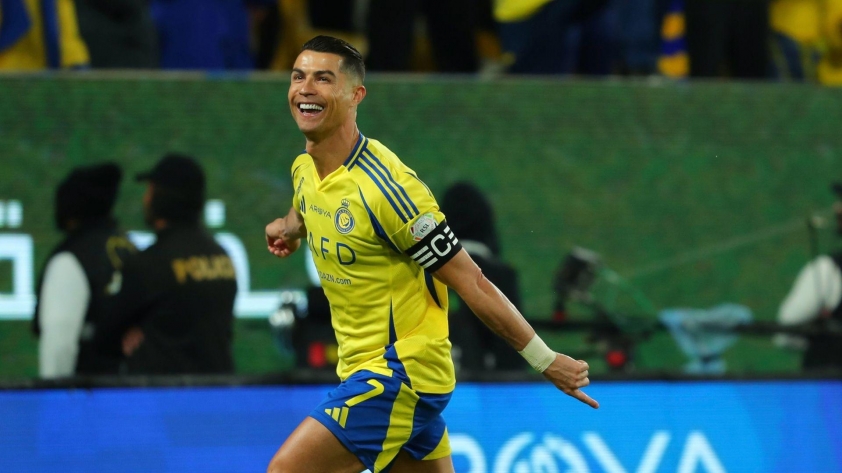 Ronaldo nói 6 từ sau khởi đầu suôn sẻ năm 2025 581029