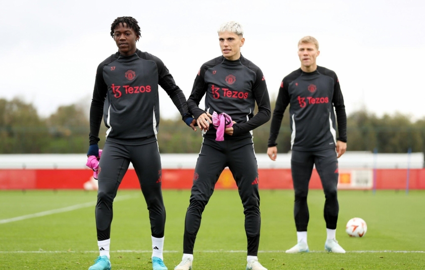 MU và Chelsea sắp bị trừ điểm tại Ngoại hạng Anh 582049
