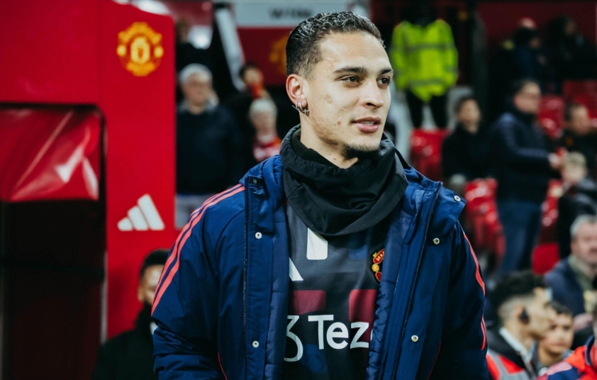 Antony sắp rời Man Utd 584915