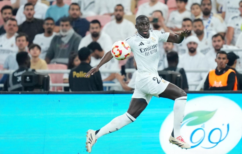 Top cầu thủ tự do hè 2025: Ronaldo, Salah, Neymar và ... 585579