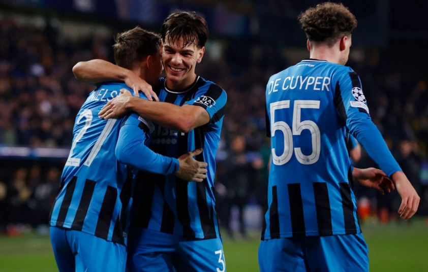Man City có thể 'bay màu' tại vòng bảng Champions League 587917