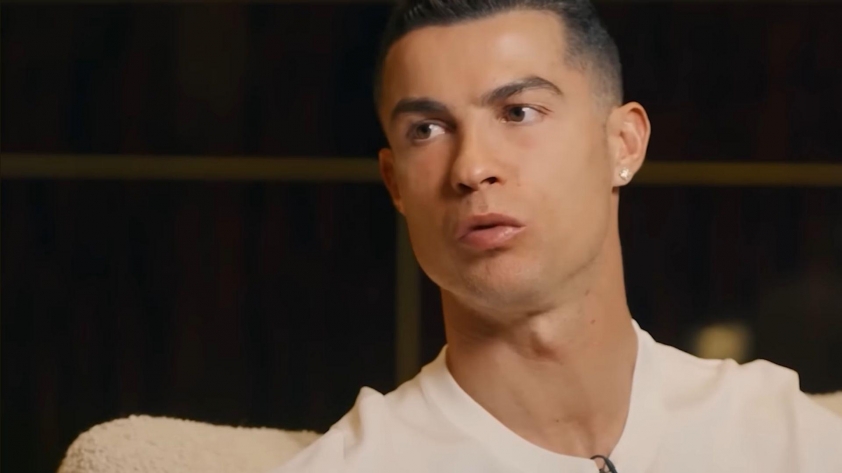 Ronaldo tiết lộ bất ngờ, hẹn ngày tái ngộ Messi 588323