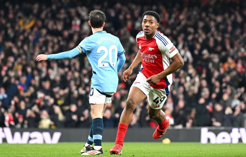 Tấn công rực lửa, Arsenal vùi dập Man City tại Emirates 588844
