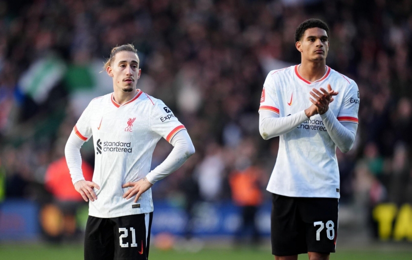 Slot thừa nhận Liverpool thua 'tâm phục khẩu phục' tại FA Cup 591328