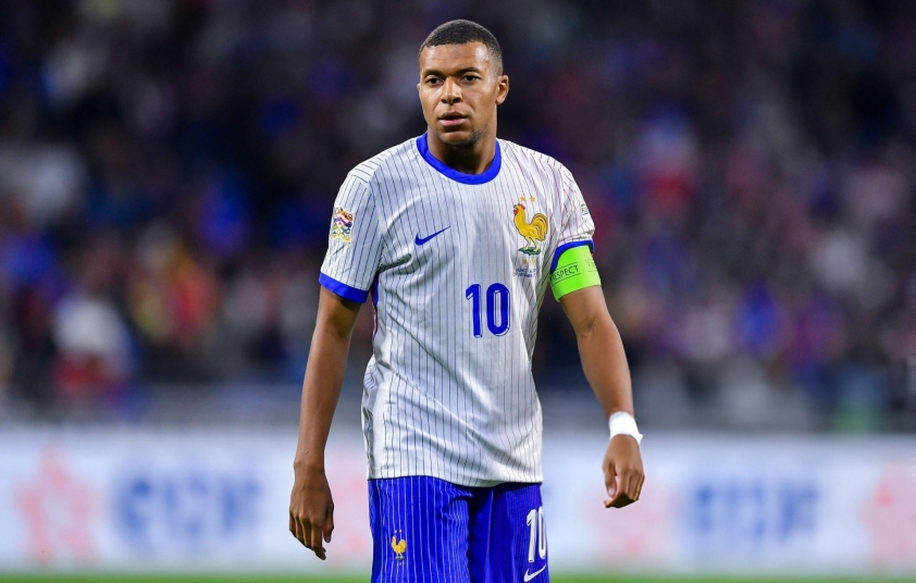 HLV tuyển Pháp báo tin không thể vui hơn về Mbappe 593040