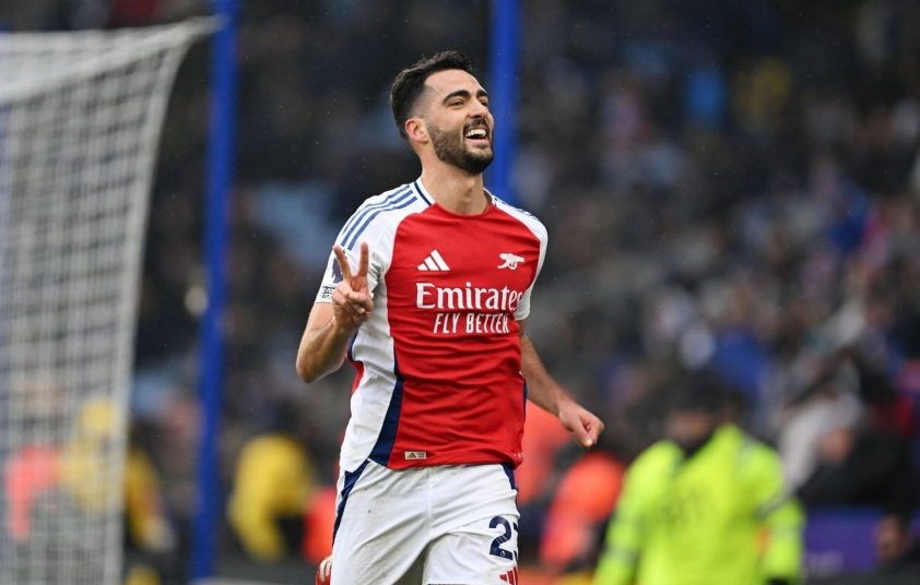 Nhà vô địch Euro tỏa sáng, Arsenal thắng ngọc Leicester 593750
