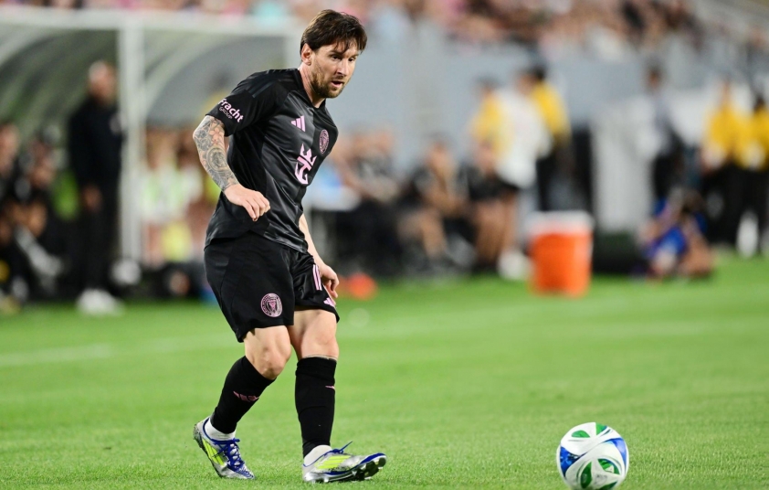 Messi cùng Inter Miami gặp rắc rối ngay trận ra quân 594575