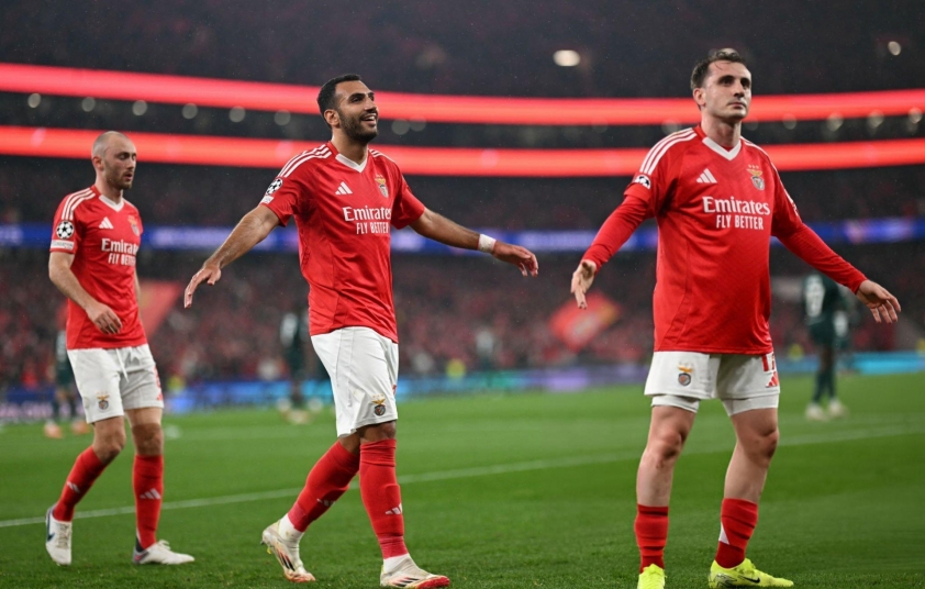 Kết quả lượt về play-off C1: Điên rồ Benfica, nỗi thất vọng Serie A 594860