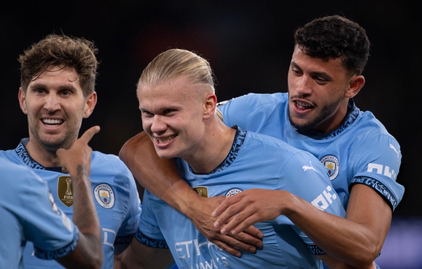 Pep Guardiola báo 'cú đúp' tin buồn trước ngày đấu Liverpool 596337