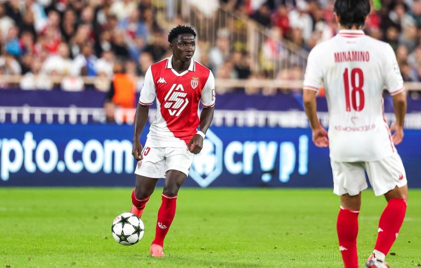 Real để mắt chiêu mộ Lamine, Xabi Alonso có động thái mới 601981