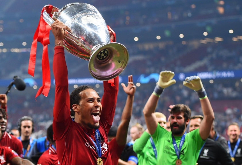 Romano phủ nhận tin Real chiêu mộ hậu vệ Liverpool 611124