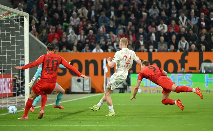 Harry Kane lập công, Bayern bay cao tại Bundesliga 615616