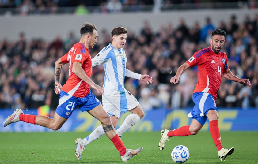 FIFA báo tin dữ tới Messi cùng Argentina 618054