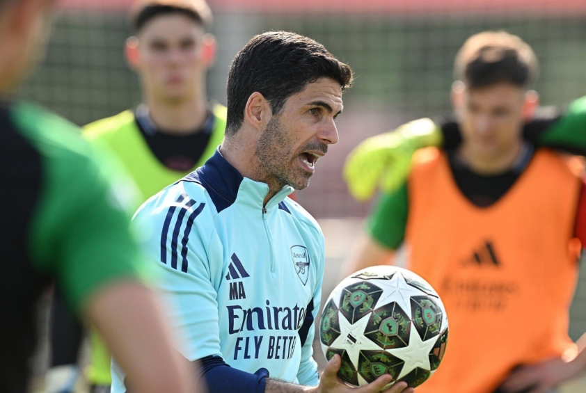 HLV Arteta: 'Arsenal có thể đánh bại PSG' 627428