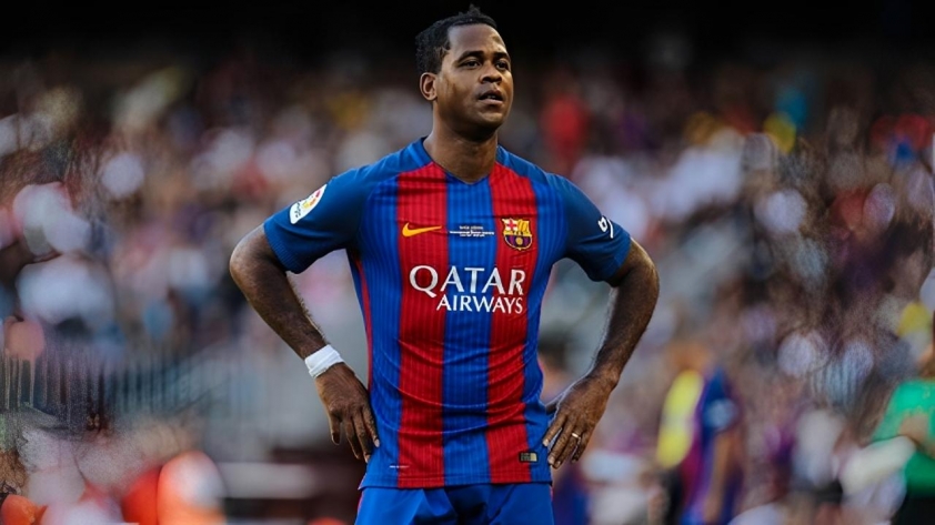 HLV tuyển Indonesia tham dự trận El Clasico 680925