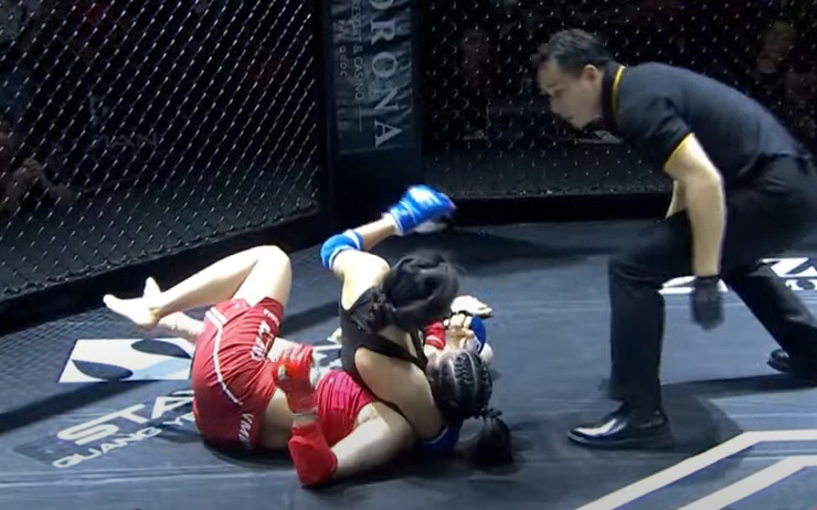 Tin thể thao 23/10: Hot girl MMA Việt Nam đại náo Lion Championship 207243