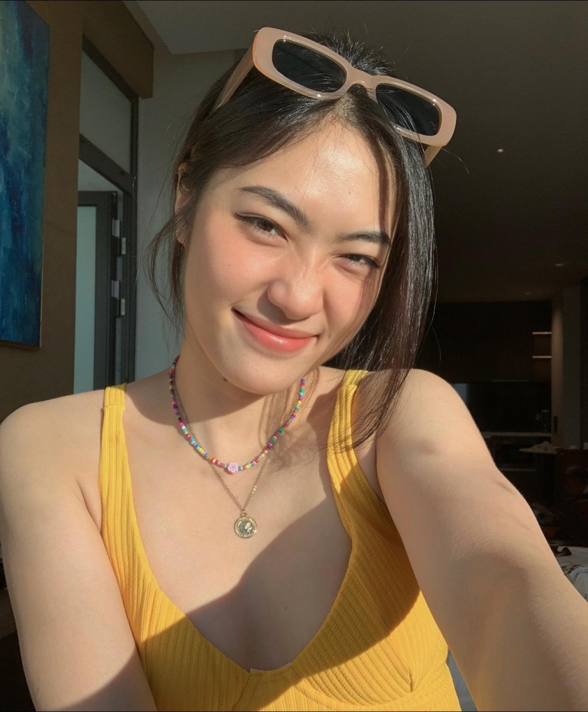 Hot girl bóng chuyền Việt Hương được báo Thái Lan khen nức nở vì quá đẹp 209410