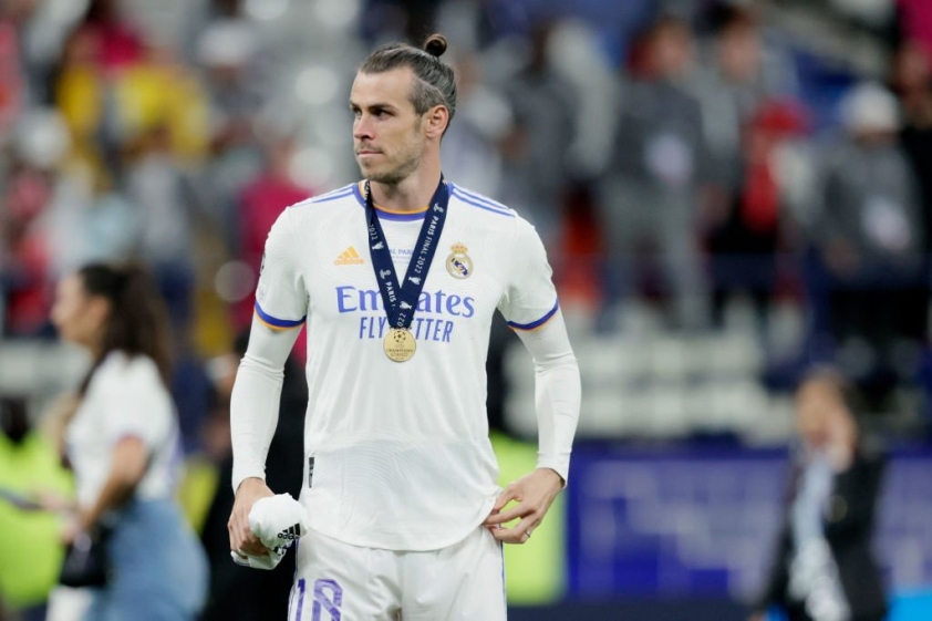 Gareth Bale cuối cùng đã được CĐV Real tha thứ 143147