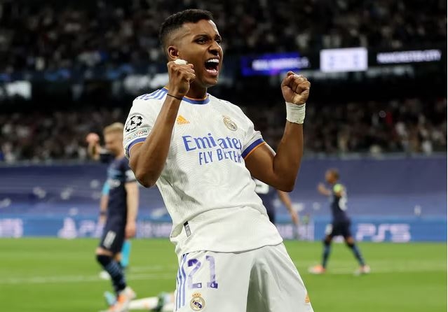 Người hùng Rodrygo toả sáng trong trận đấu gặp Man City