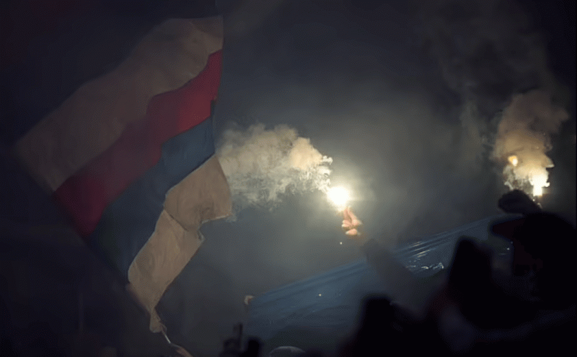 CĐV Lyon bạo loạn, đòi lao vào sân đánh cầu thủ sau trận thua West Ham 127499