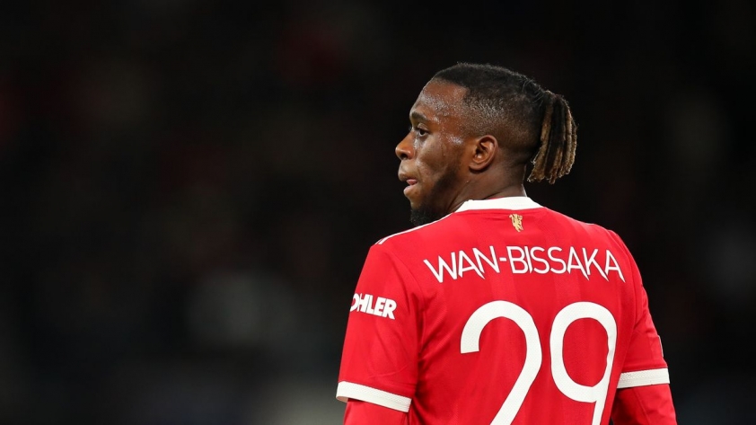 MU muốn “tống khứ” Wan-Bissaka ?-131996