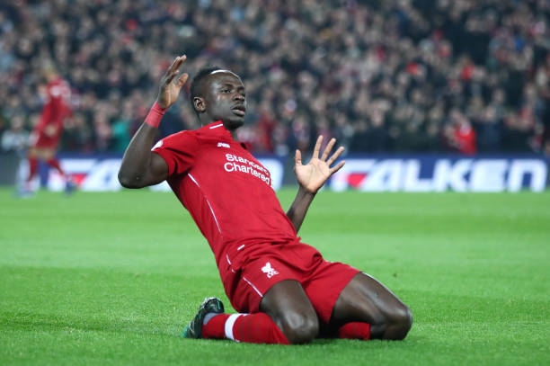 Chuyển nhượng tối 15/6: MU bất ngờ bị Man City