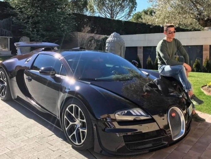 Bugatti-Veyron