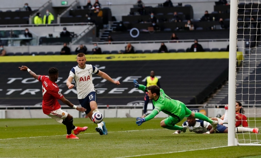 Trực tiếp Tottenham 1-1 MU: Fred quân bình tỉ số 35569