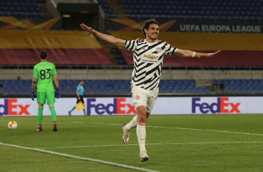 Cavani đưa MU vươn lên dẫn trước trong hiệp một