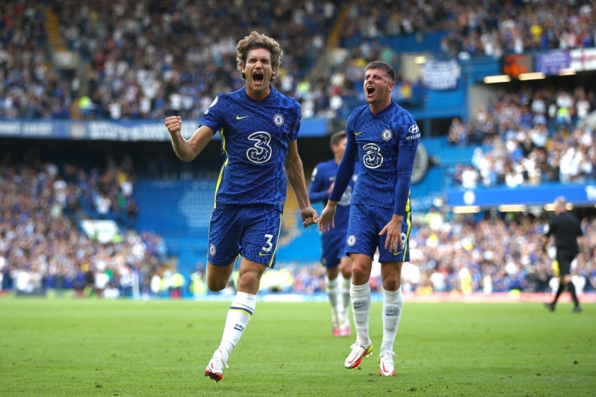 Marcos Alonso đưa Chelsea vươn lên dẫn trước