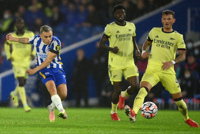Brighton áp đảo so với Arsenal về số lần dứt điểm