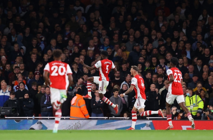 Arsenal thắng tưng bừng trên sân nhà trong trận đấu sớm vòng 9 82941