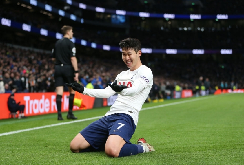 Son Heung-min ấn định chiến thắng cho Spurs