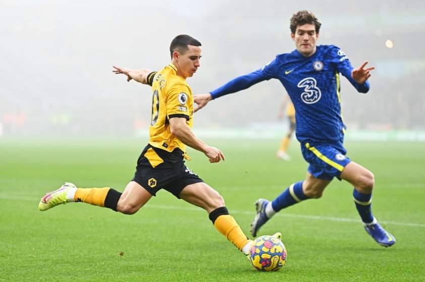 Wolves chơi sòng phẳng với Chelsea trong hiệp một