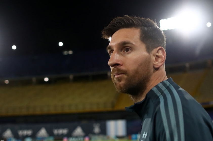 Chuyển nhượng bóng đá 12/2: Messi có bến đỗ mới nằm ngoài châu Âu-110727
