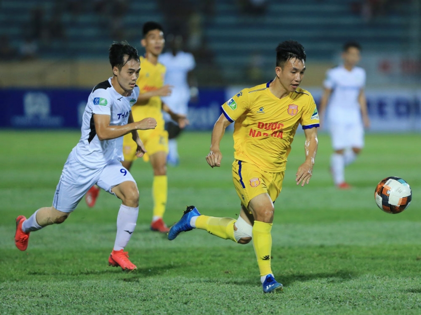 Trực tiếp HAGL vs Nam Định: Khách chẳng ngán ngại chủ 35636