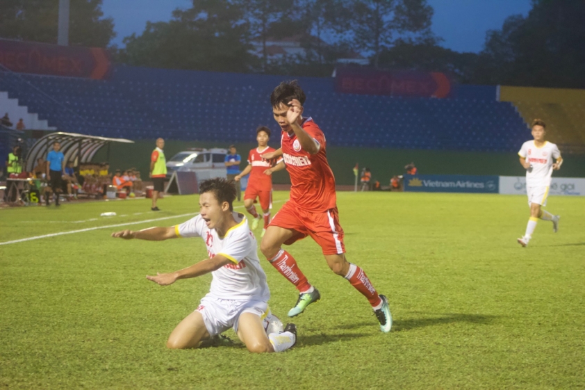 Thầy Công Phượng thị uy sức mạnh ở VCK U19 Quốc gia 36351