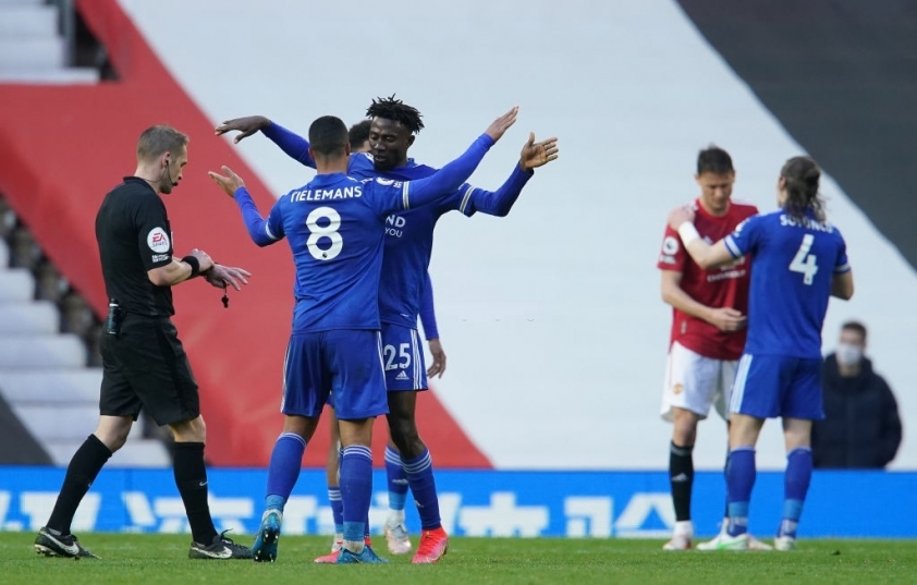 Manchester United vs Liverpool, Chelsea, Ngoại hạng Anh, Leicester