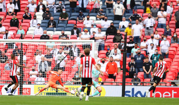 Trực tiếp Brentford 2-0 Swansea: Nhân đôi cách biệt 49211