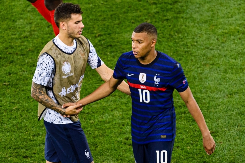chuyển nhượng bóng đá, Manchester United, Barcelona, Messi, PSG, Mbappe