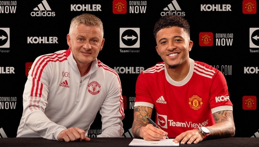 Neville, Ngoại hạng Anh, Manchester United, Liverpool