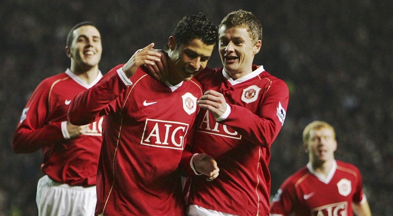 Ronaldo, Manchester United, Sevilla, Chelsea, chuyển nhượng bóng đá
