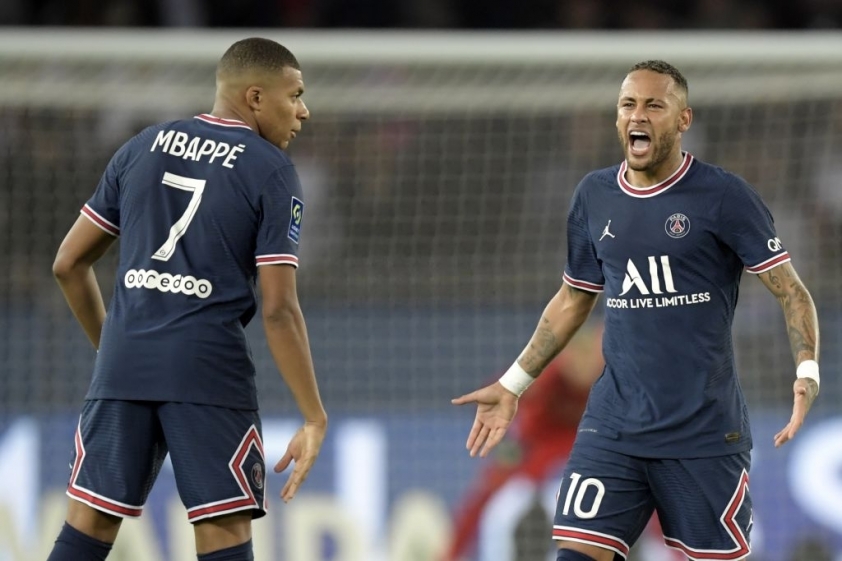 Neymar tỏa sáng giúp PSG lội ngược dòng. Ảnh: Getty
