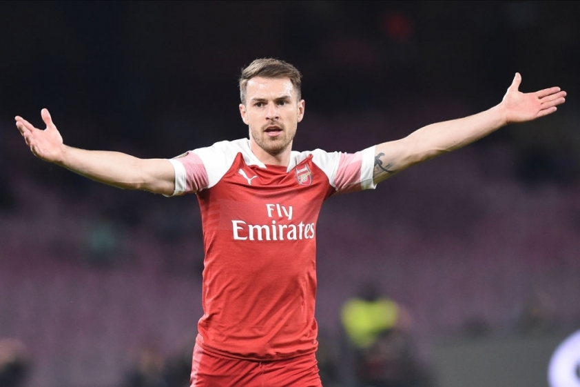 Arsenal, Manchester United, Chelsea, chuyển nhượng bóng đá