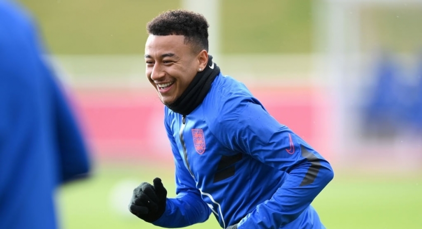 Newcastle, Lingard, Manchester United, chuyển nhượng