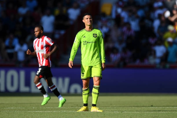 ronaldo lap ky luc cuc buon trong ngay mu thua dam brentford