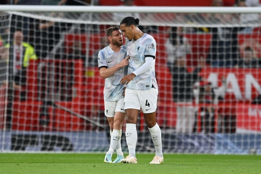 tro thanh tro he truoc mu fan liverpool doi doi bong xuong tay voi sieu tủng ve 75 trieu bang