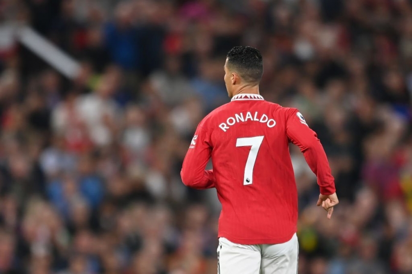 vua cap ben mu sieu tan binh co loi khien ronaldo va trieu fan vo oa cam xuc